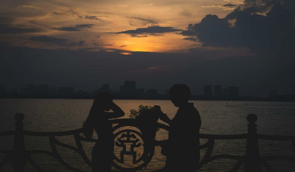 Romantic Love Messages for Her to Fall in Love